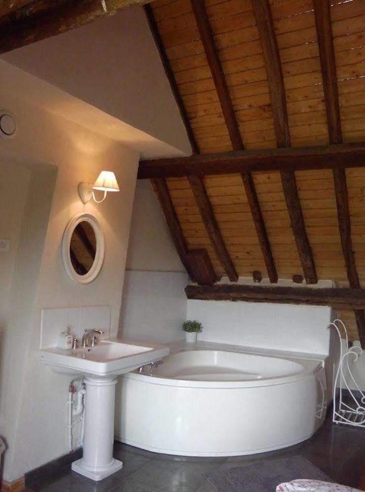Domaine Du Moulin De Champie - Versailles - Gites & Suites Feucherolles Экстерьер фото