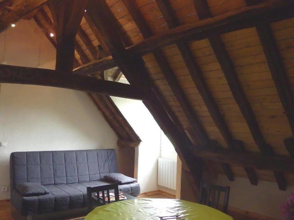 Domaine Du Moulin De Champie - Versailles - Gites & Suites Feucherolles Экстерьер фото